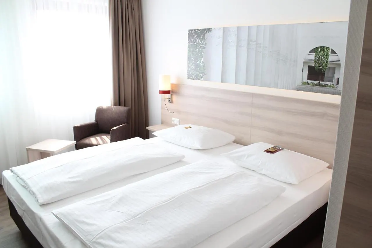 Arvena Park Hotel Nuremberg 4*,  Germany