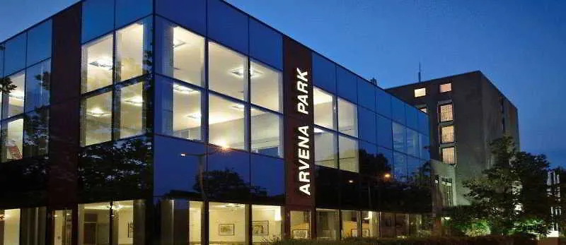 Arvena Park Hotel Nuremberg 4*,