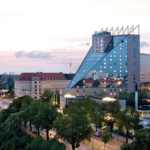 **** Otel Estrel Almanya